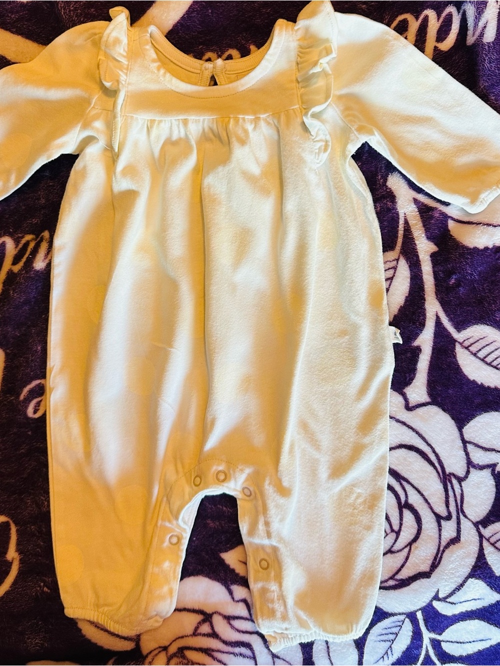 GAP Cream Ruffle One-Piece Footie